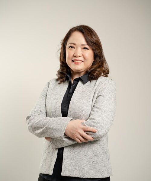 team - MAGGIE ICHWAN